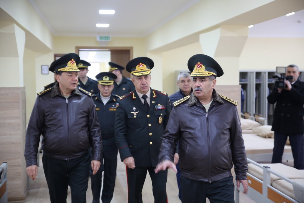 Zakir Həsənov kursant yataqxanasının açılışında iştirak edib