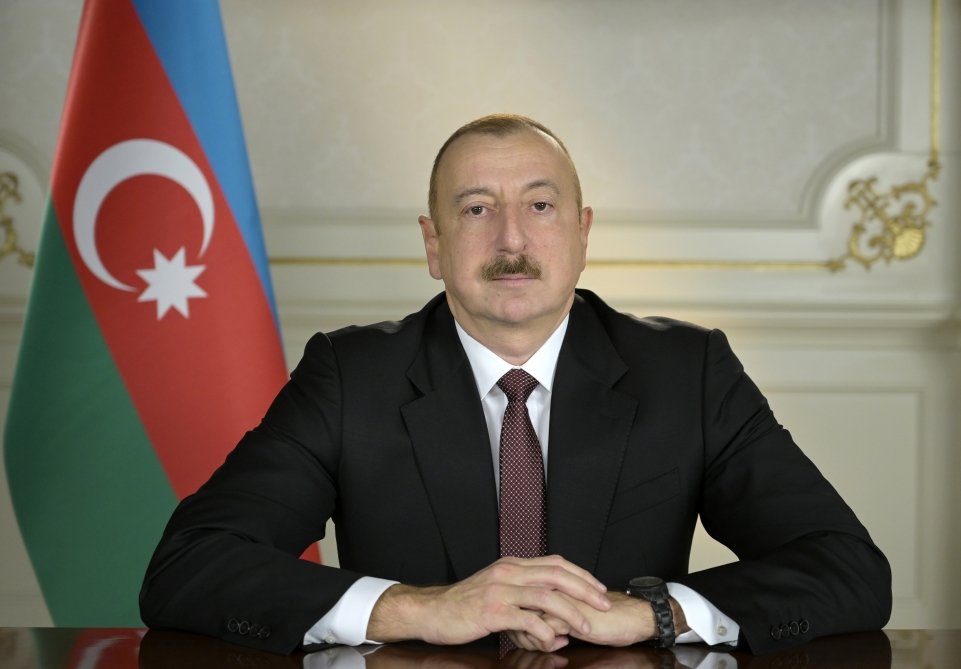 Prezident İlham Əliyev Azərbaycan xalqını təbrik etdi - VİDEO