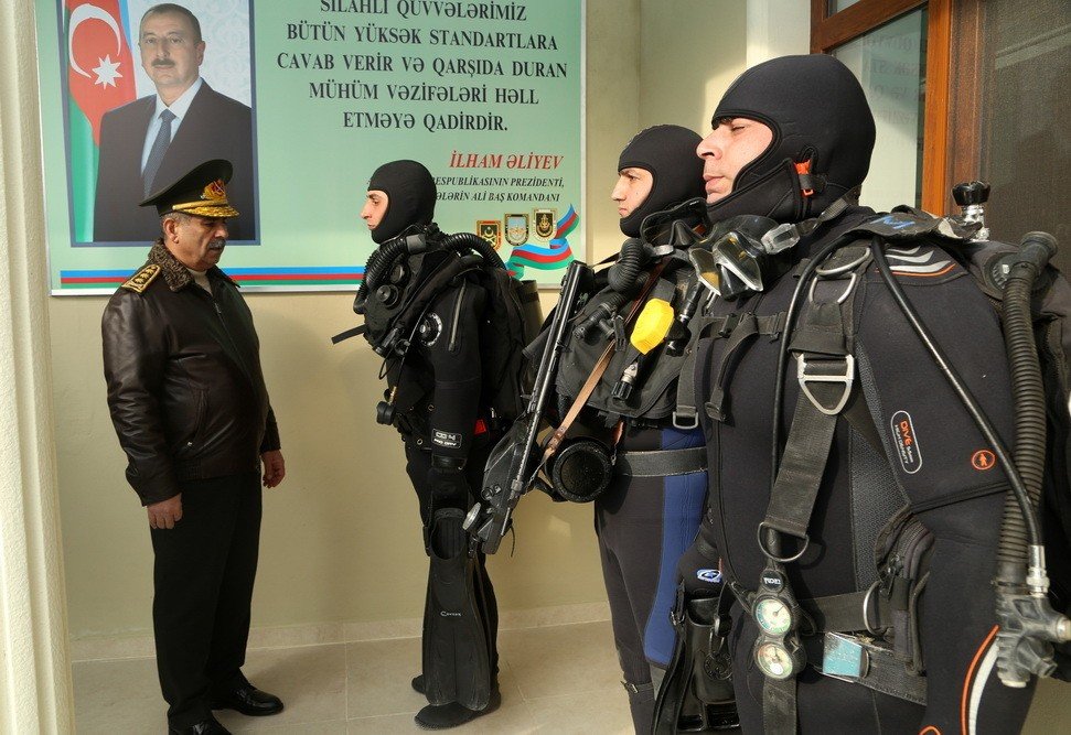 Müdafiə naziri müasir Dalğıc Təlim Poliqonunun açılışında iştirak edib