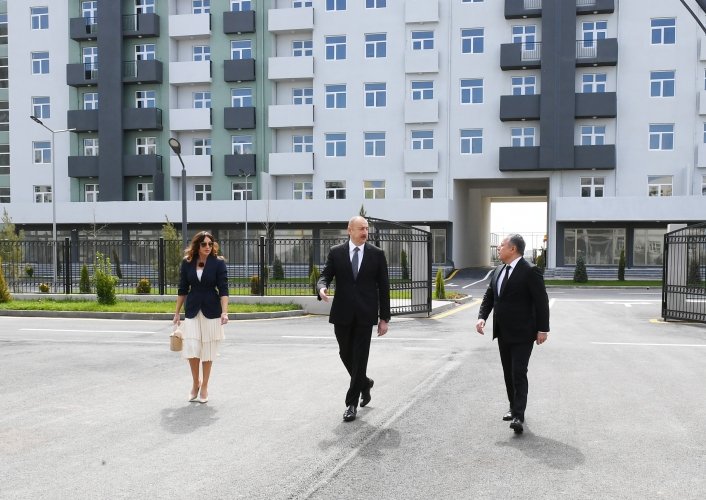 Prezident İlham Əliyev Hövsan yaşayış kompleksinin açılışında iştirak edib - YENILƏNIB