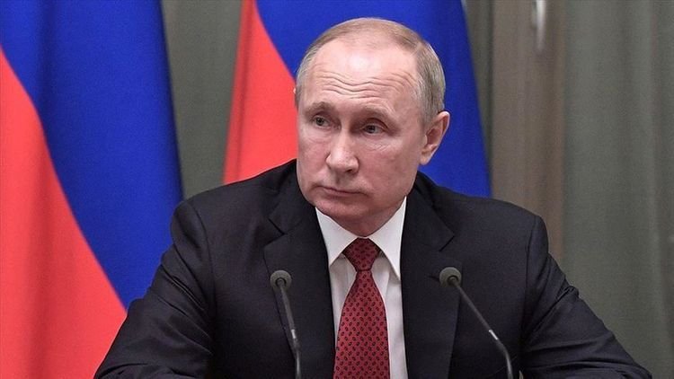 Putin: "Rusiyada hamı "virusoloq" olub"