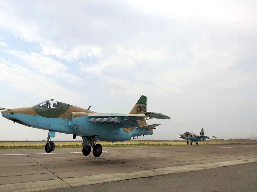 Azərbaycan Ordusu MiQ-29 və Su-25 təyyarələri ilə təlim keçirib