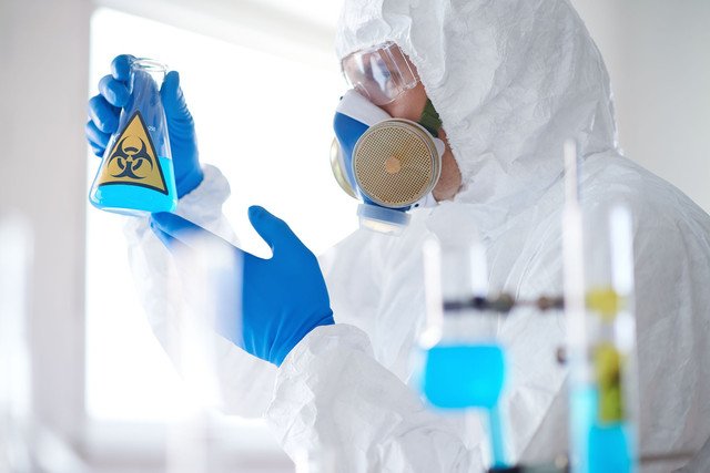 Koronavirusa ilk yoluxmuş şəxs laboratoriya əməkdaşı olub