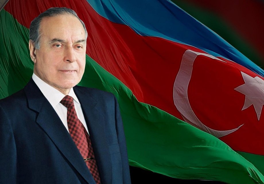Bu gün Ümummilli lider Heydər Əliyevin doğum günüdür